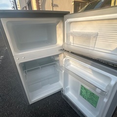 美品2019年2ドア小さめ冷蔵庫の画像
