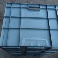 141L 容器 大きめ（水は入ります）軽めの容器【1個価格】の画像