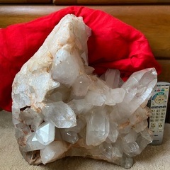 水晶の原石の画像