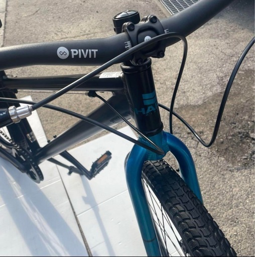 Haro xcsマウンテンバイクです。引取限定❗ ハローシフト29灰色.jpg