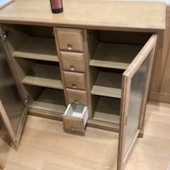 大雪木工社製キャビネット 7月中旬以降出品.取引地域が都内に変わり