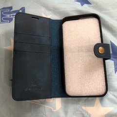 iPhone15 PRO 手帳型ケース&ガラスフィルムの画像