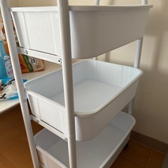 完成品 3段ワゴン