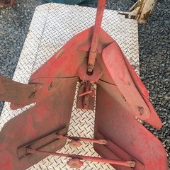 小川式トラクター用畦立器の画像