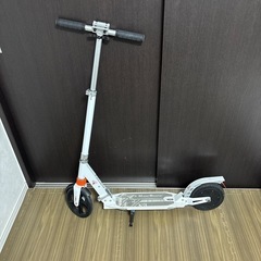 お取引き決まりました。Urban Scooterキックボード　充電式