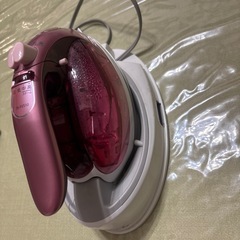 Toshiba コードレス　アイロンの画像