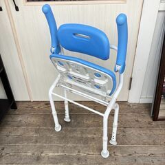 Panasonic シャワーチェア「ユクリア」ワイドＳＰおりたたみN（ブルー）PN-L41622Aの画像