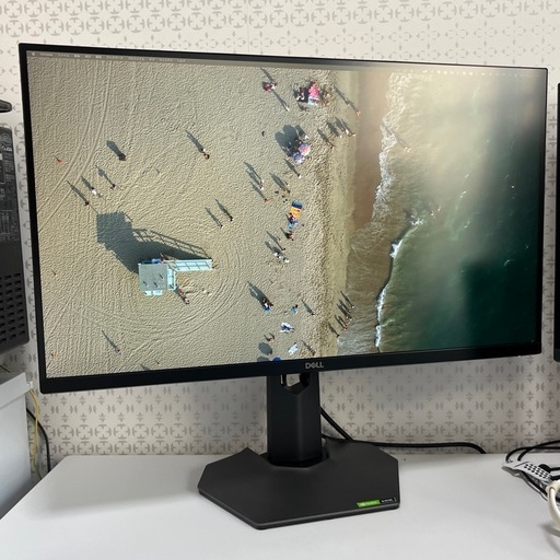 ゲーミングディスプレイ27インチ