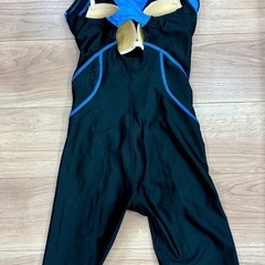 泳げるようになったスイマーに向けた水着 アリーナ AQUA EXA  Mサイズの画像