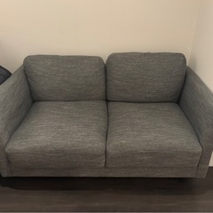 NITORI2人掛けソファ（ヘッドレスト付）の画像