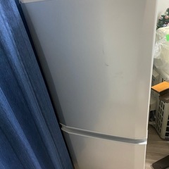 2019年製　冷蔵庫