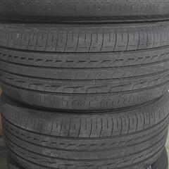レグノ　235/45r18