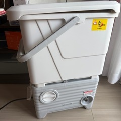 タンク式高圧洗浄機