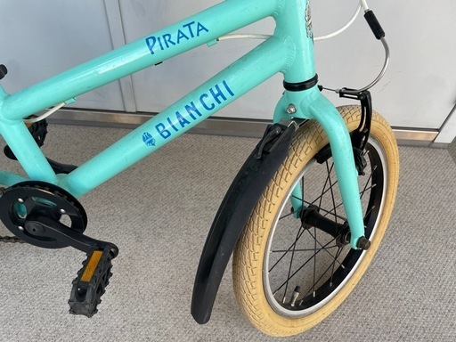 ビアンキ PIRATA 16インチ アルミフレーム軽量子ども用 (mori