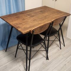 ダイニングテーブル 高さ755×横1100×奥行き700