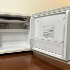 【無料】HITACHI 小型冷蔵庫（1ドア・24L）｜大崎で引き取り可能な方への画像