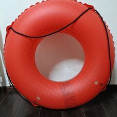 【値下げ】紐付き浮き輪80cmの画像