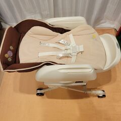 COMBI　ハイローチェア