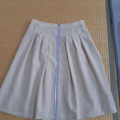 美品アリスバーリースカートの画像