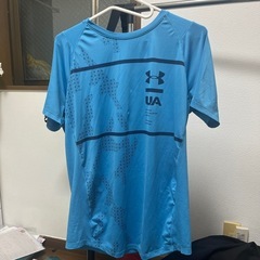 アンダーアーマー　　