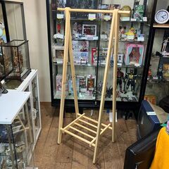 木製 棚付き折りたたみハンガーラック