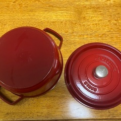 ‼️美品‼️ストウブ　鍋の画像