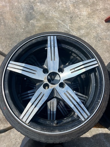 16インチタイヤ付きアルミホイール