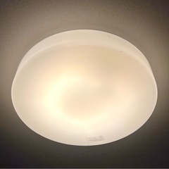 無印良品シーリングライト　割れ2カ所　電球色　リモコン無し