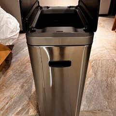 【美品】EKO ファントムセンサービン 45L（自動開閉ゴミ箱）ステンレス製の画像