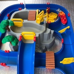 ボーネルンド (BorneLund) アクアプレイ (AquaPlay) マウンテンレイクとロックボックスのセットの画像