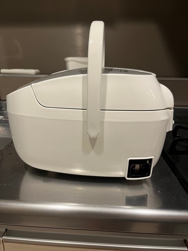 三菱電機の衣類除湿機 