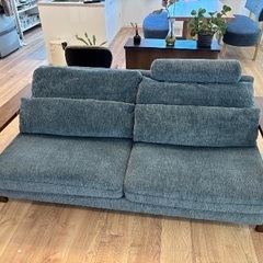 【3年前に購入】ファブリックソファ（購入価格10万円）の画像