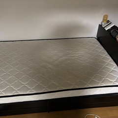 ベッド