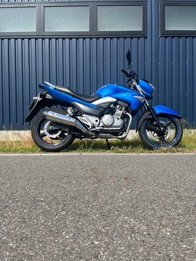 スズキ gsr250