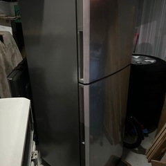 ハイアール 2ドア　235L冷蔵庫　JR-NF235A 2020年製の画像