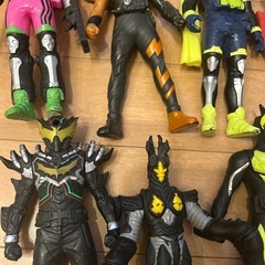 歴代仮面ライダーソフビの画像