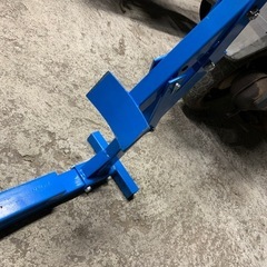 ビードブレーカー タイヤチェンジャーの画像