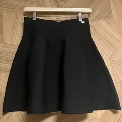 トゥービーアニエスベー フレア ニットスカート 黒
