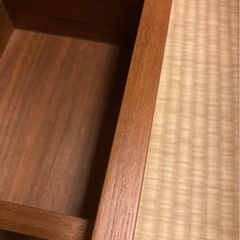 壁につけられる家具の画像