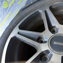 ハイエースタイヤホイール　4本セットの画像