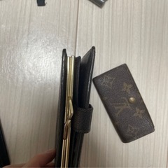 ルイヴィトン 財布 キーケースの画像