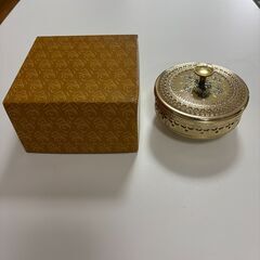 SHISEIDO　資生堂　レトロ　ファンシーパウダーボックス　絶...