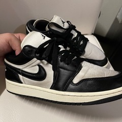 【最終値下げ】　NIKE Air Jordan 1 Low SE "Vintage Panda"の画像