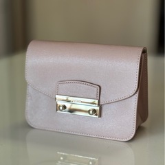FURLA クロスボディバッグ