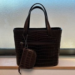 クロコダイルバック(JRAマーク)の画像