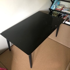 折畳テーブルの画像