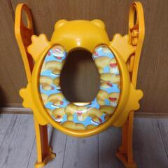 折りたたみ補助便座