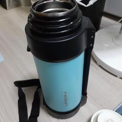 水筒1.9リットルまほうびん