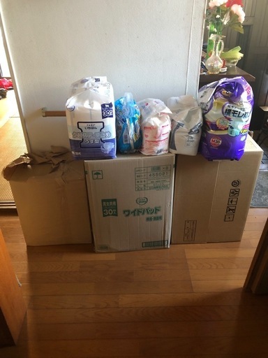 【引取限定】介護用品まとめ売り（新品多数）大人用おむつ・パッドセット