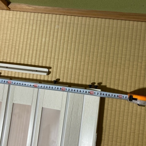 アコーディオンドア